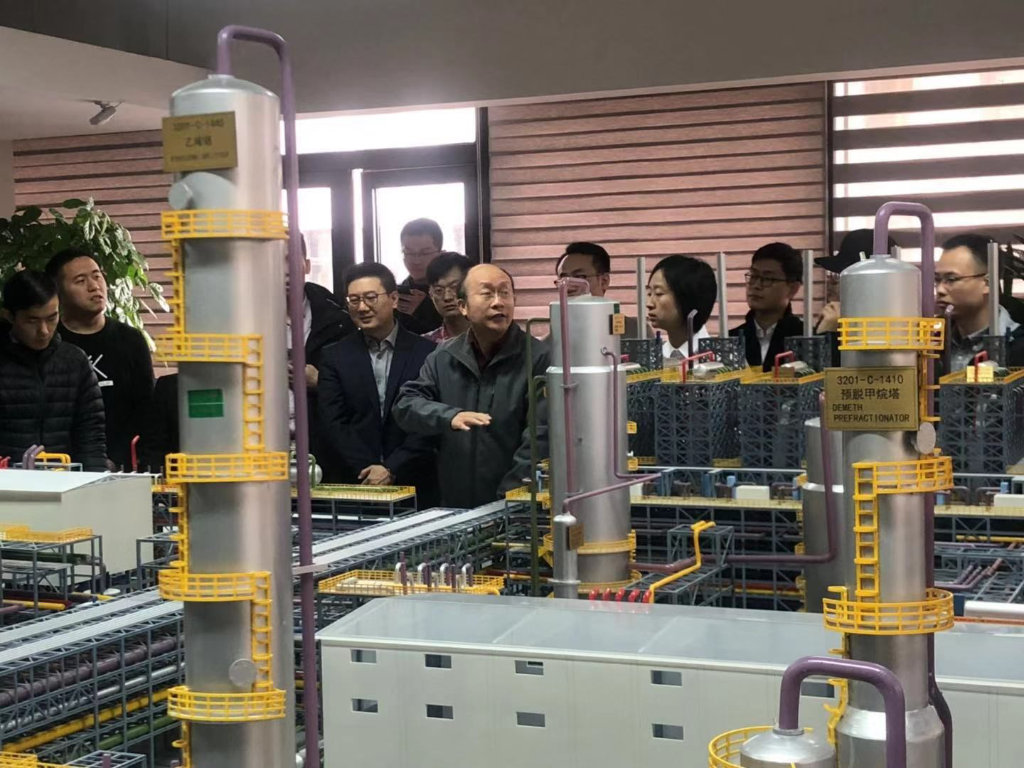 清华大学MEM团队一行参访尊龙时凯 清华大学MEM团队一行参访尊龙时凯